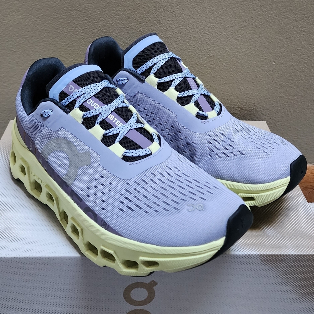 On Cloudmonster, women's 7